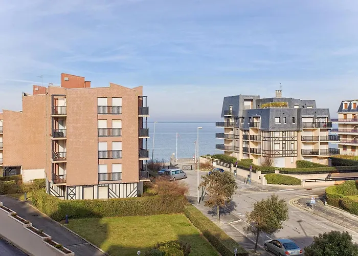 Elegant Avec Balcon Vue Et Parking Securise A - Fr-1-788-50 Cabourg